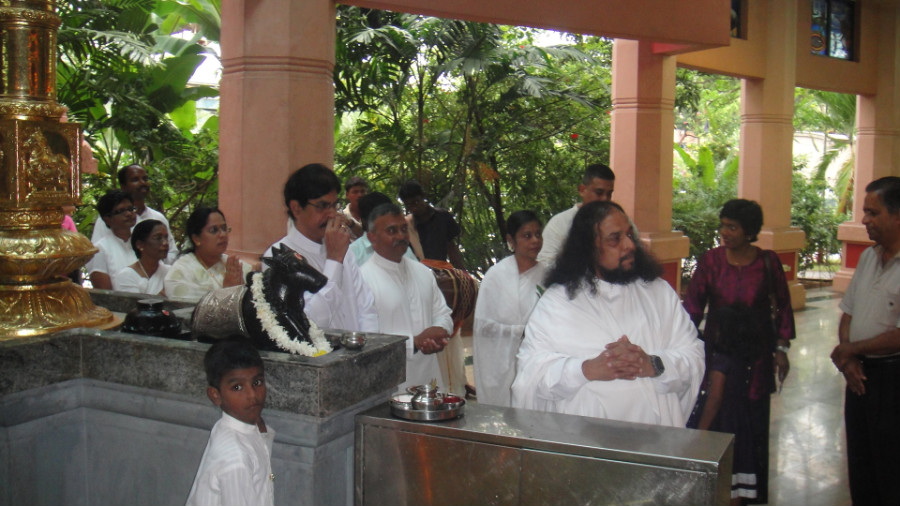 3 Guru Mahan at Temple Mulastanam